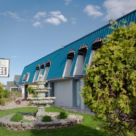 Spencer Inn & Suites Bagian luar foto